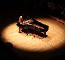 Piyanist İdil Biret Soçi’de konser verecek