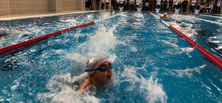 Geleceğin Yüzücüleri Bağcılar’da Şampiyonluk İçin Kulaç Attı