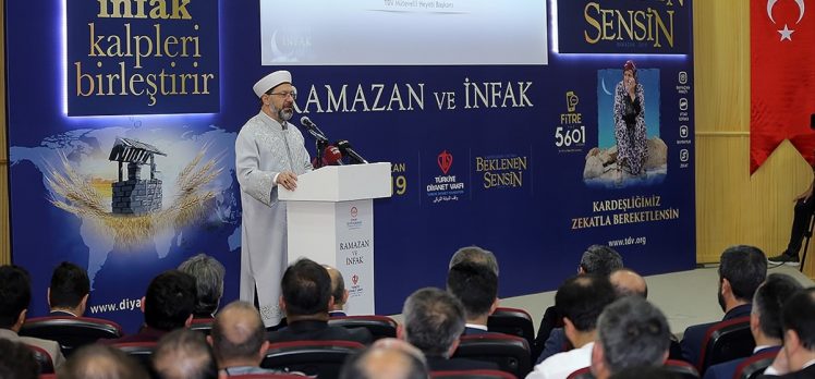 Diyanet İşleri Başkanı Erbaş: Bir fitre bedeli 23 Türk Lirasıdır