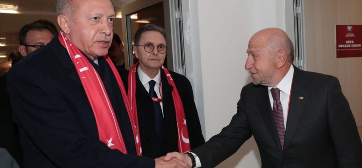 Cumhurbaşkanı Erdoğan, TFF Başkanı Özdemir ile görüştü