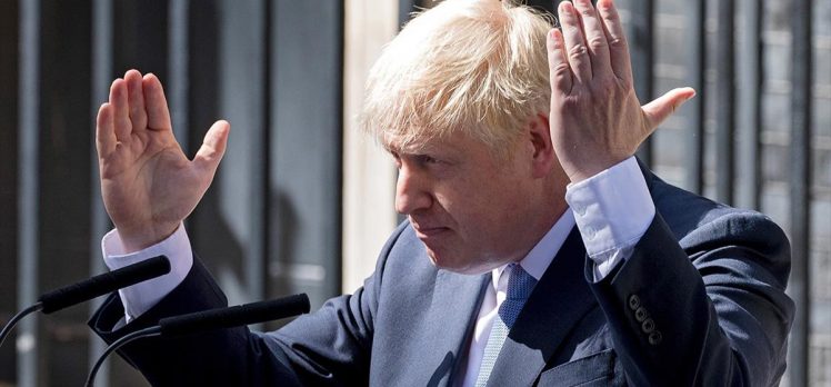 Yeni İngiltere Başbakanı Johnson’dan Brexit mesajı