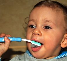 ‘Çocukların diş temizliğine ilk süt dişinin çıkmasıyla başlanmalı’