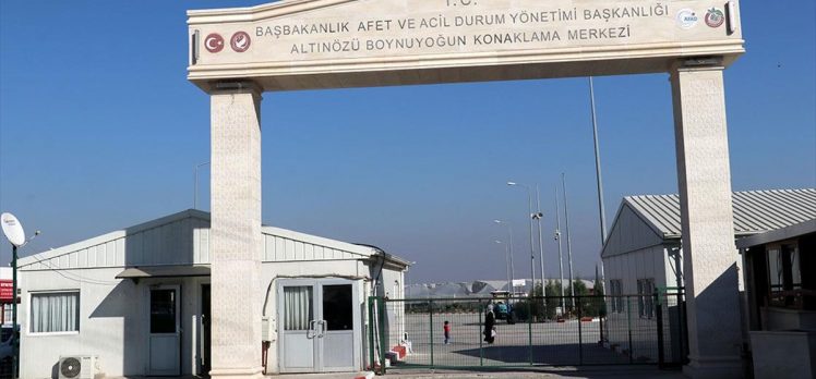 Suriyelilerin barındırıldığı merkezler Türkiye’nin yüz akı oldu