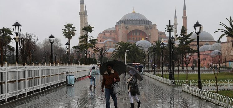 İstanbul, Kocaeli, Sakarya ile Yalova’da kuvvetli sağanak bekleniyor