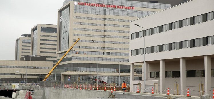 Ulaştırma ve Altyapı Bakanlığı Başakşehir İkitelli Şehir Hastanesinin yollarının yapımına başladı