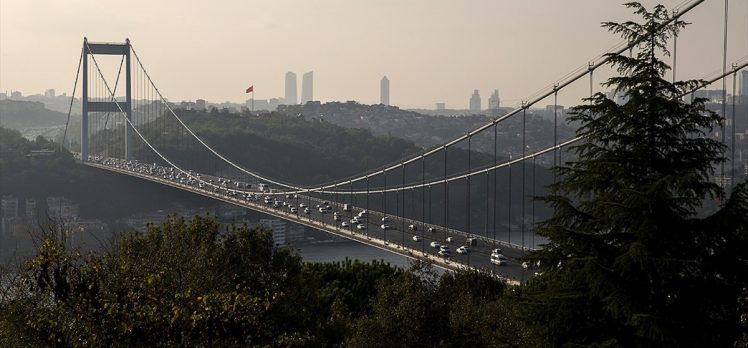İstanbul’un iki yakası arasındaki araç geçişi yüzde 52 azaldı