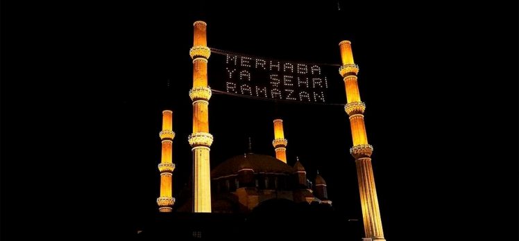İslam dünyası ramazan ayına Kovid-19 önlemleri ve alimlerin uyarılarıyla giriyor