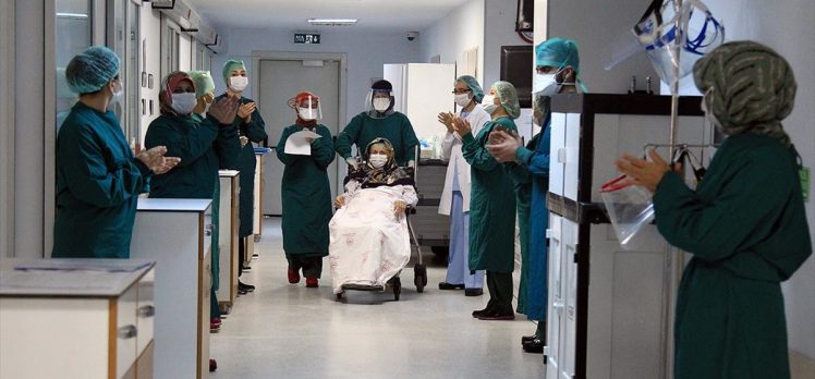 Türkiye’de Kovid-19’dan iyileşen hasta sayısı 114 bin 990’a ulaştı