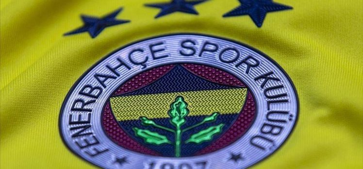 Fenerbahçe, Şilili futbolcu Mauricio Isla ile karşılıklı anlaşarak yollarını ayırdı