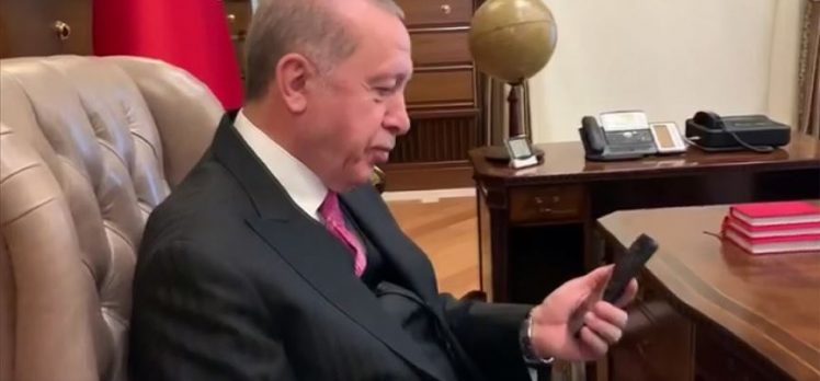 Cumhurbaşkanı Erdoğan, F Klavye Türkiye Birincisi Nisa Maya Tunçoğlu’nu tebrik etti