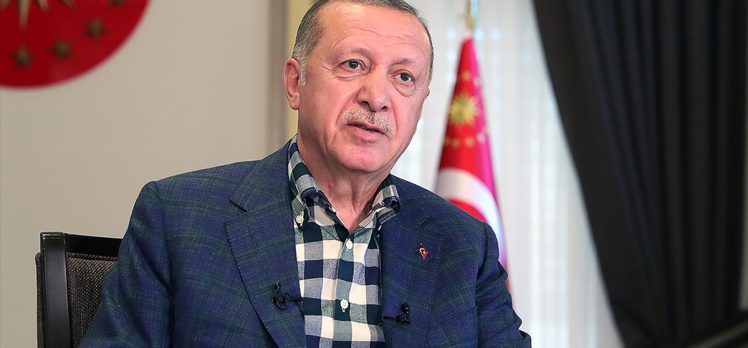 Cumhurbaşkanı Erdoğan: Ayasofya’nın ibadete açılması bayram sevincimizi daha da artırmıştır