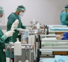 Sağlık çalışanlarından Kovid-19 vakalarına karşı ‘Kimse bana bir şey olmaz demesin’ uyarısı