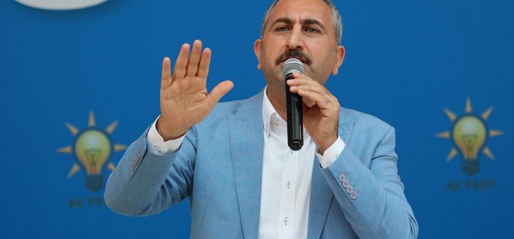 Adalet Bakanı Gül: Azerbaycanlı kardeşlerimizin haklı davasında sonuna kadar yanındayız
