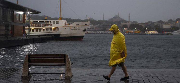 Marmara’nın doğusu ile İstanbul’da aralıklı sağanak bekleniyor