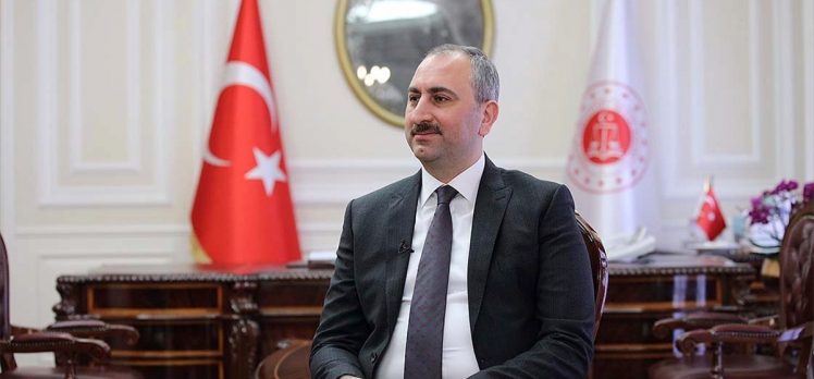 Adalet Bakanı Gül: Bugün yeni ve sivil anayasa çalışmaları için milat