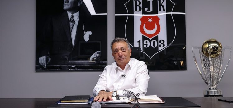 Beşiktaş Kulübü Başkanı Çebi, siyah-beyazlı taraftarlara destek çağrısı yaptı