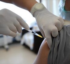 Türkiye genelinde uygulanan Kovid-19 aşısı 110 milyon dozu geçti