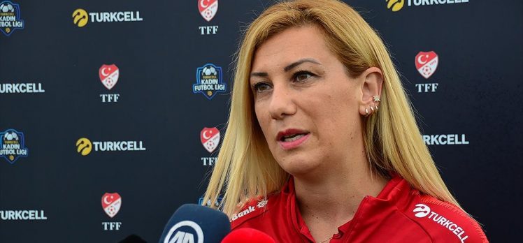 A Milli Kadın Futbol Takımı, Sırbistan maçına odaklandı