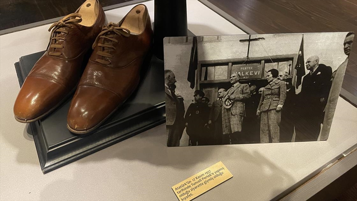 Cumhuriyet Müzesi’nde Atatürk’ün bugüne kadar sergilenmemiş 31 kişisel eşyası ziyarete açıldı