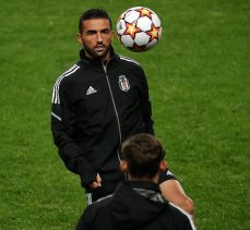 Beşiktaşlı futbolcu Umut Meraş’ın burun kemiği kırıldı