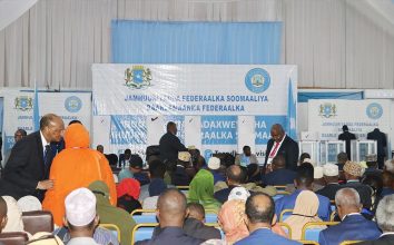 Somali’de cumhurbaşkanlığı seçiminde Fermacu ve Mahmud son turda