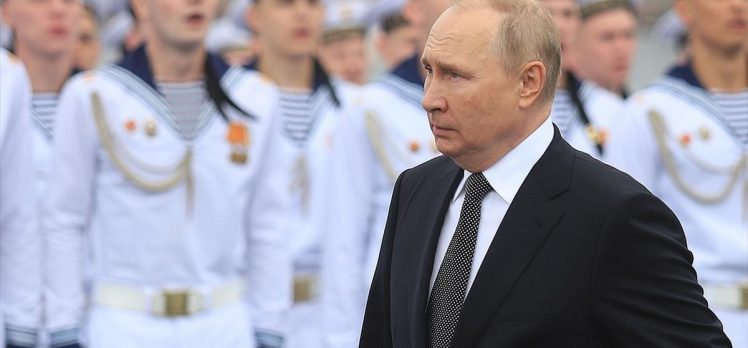 Rusya Devlet Başkanı Putin, ülkesinin yeni deniz doktrinini imzaladı