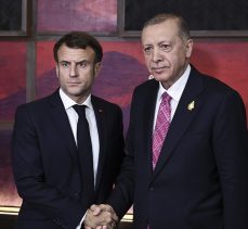 Fransa Cumhurbaşkanı Macron: Cumhurbaşkanı Erdoğan barış görüşmelerinde çok etkin rol oynuyor