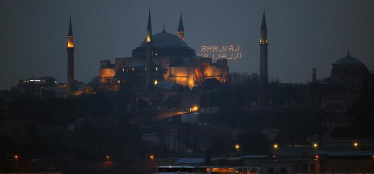 İstanbul Valiliğinden Ayasofya-i Kebir Camii için “bayram hazırlığı” açıklaması