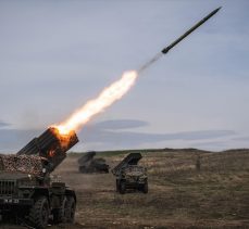 İngiltere, ABD, Danimarka ve Hollanda’dan Ukrayna’ya hava savunma sistemi desteği