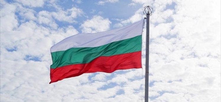 Bulgaristan Parlamentosu, cumhurbaşkanının yetkilerini kısıtlayan yasa tasarısını onayladı