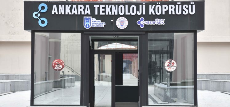 ANKARA TEKNOLOJİ KÖPRÜSÜ KULUÇKA MERKEZİ MEYVELERİNİ VERMEYE BAŞLADI