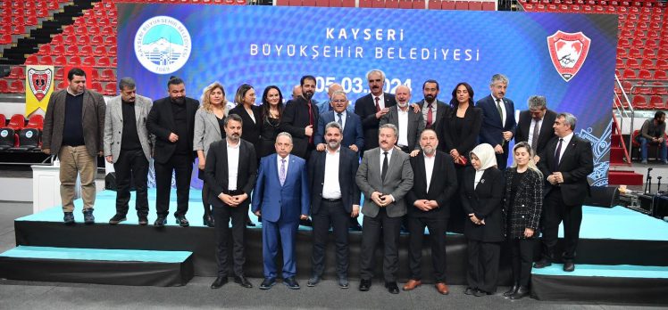 Başkan Büyükkılıç’tan Kayseri’de Bir İlk: Kuaför Güzellik Fuarı