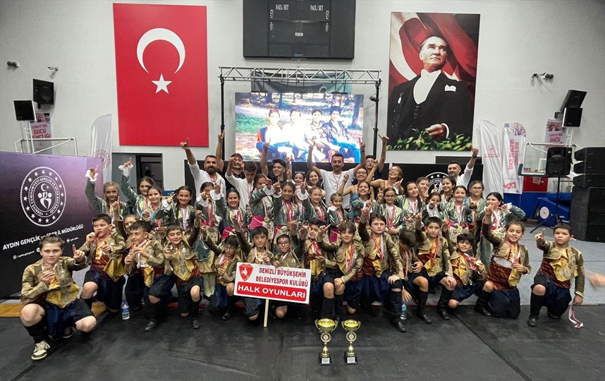 Büyükşehir Halk Oyunları Aydın’dan şampiyonlukla döndü