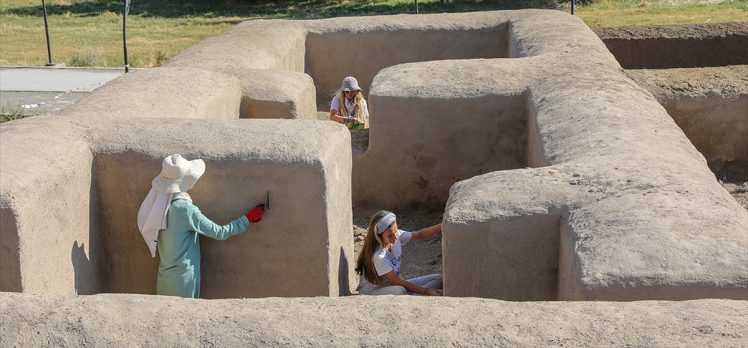 Urartu aristokratları’nın yaşadığı yapılar ayağa kaldırıldı