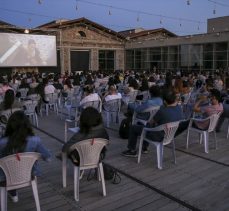 CerModern açık hava sahnesini sanatçılara ücretsiz açıyor