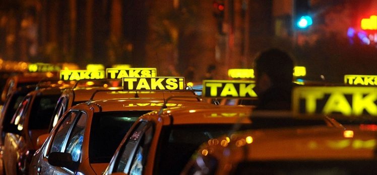 İstanbul’da taksi, minibüs ve dolmuş ücretlerine yüzde 11 zam yapıldı