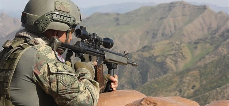 Barış Pınarı bölgesinde 3 PKK/YPG’li terörist etkisiz hale getirildi