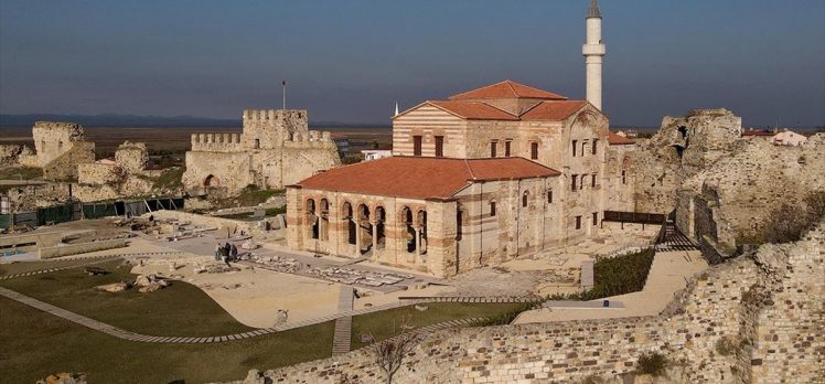 Fatih’in yadigarı cami 56 yıl sonra cemaatine kavuşacak