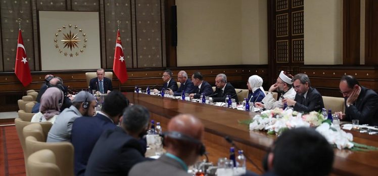 Cumhurbaşkanı Erdoğan, ABD ve Kanadalı Müslüman kanaat önderlerini kabul etti