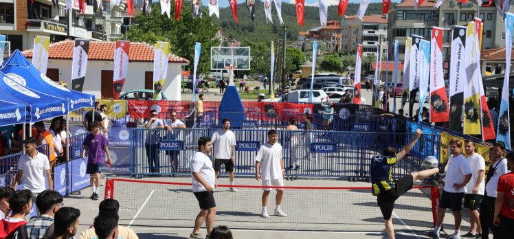 Büyükşehir Gençlik Festivali Başladı