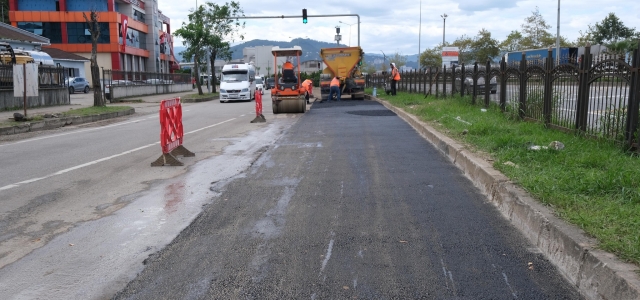 Belediye Üstyapı Çalışmaları Aralıksız Sürüyor