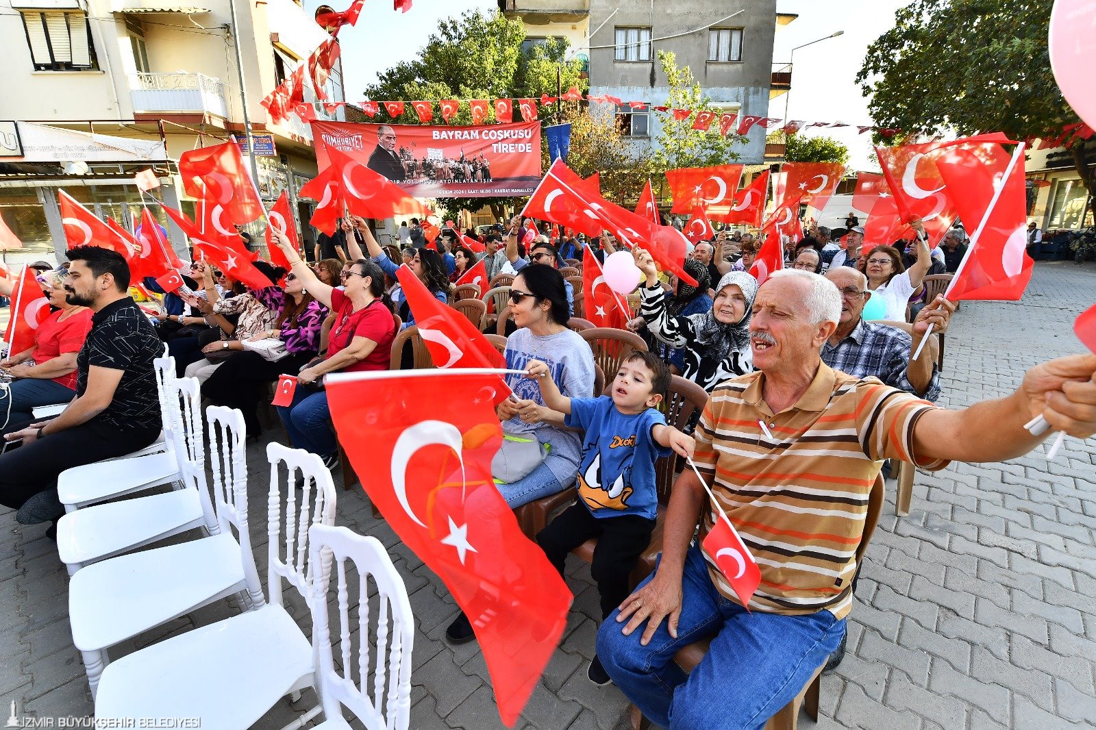 Tire’de tarihi akşam