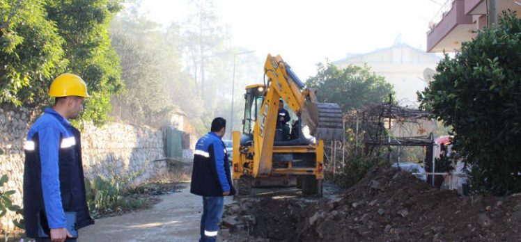 Kemer Aslanbucak’ın içme suyu hattı yenileniyor